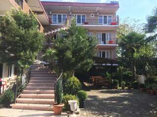 Гостевой дом GIO 350 Кобулети-0